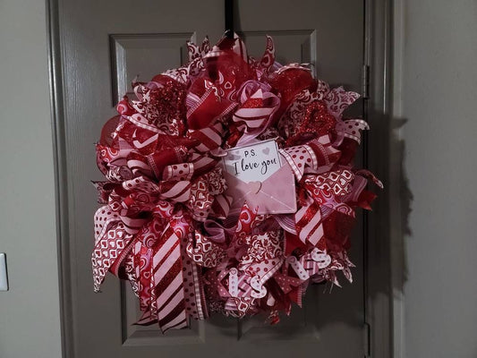 Valentine's wreath,  winter wreath, Everyday wreath,  door hanger