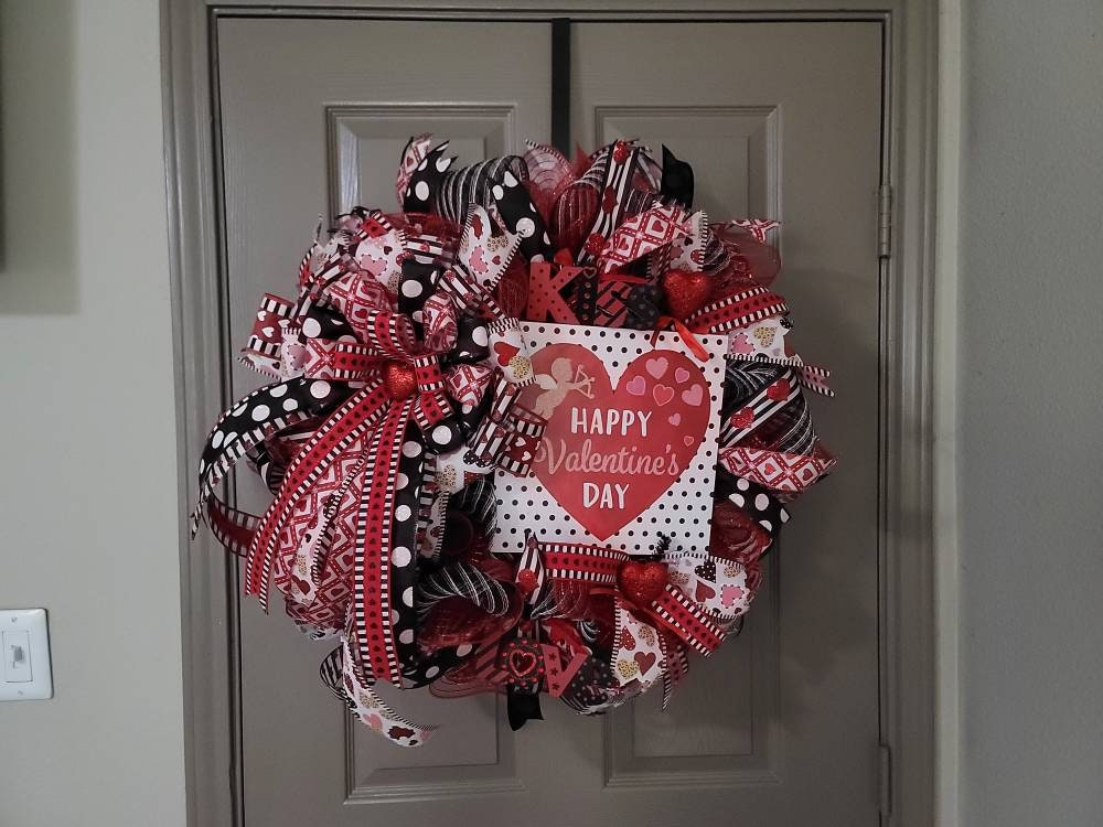 Valentine's wreath,  red and black wreath,  heart wreath,  door hanger,  seasonal wreath