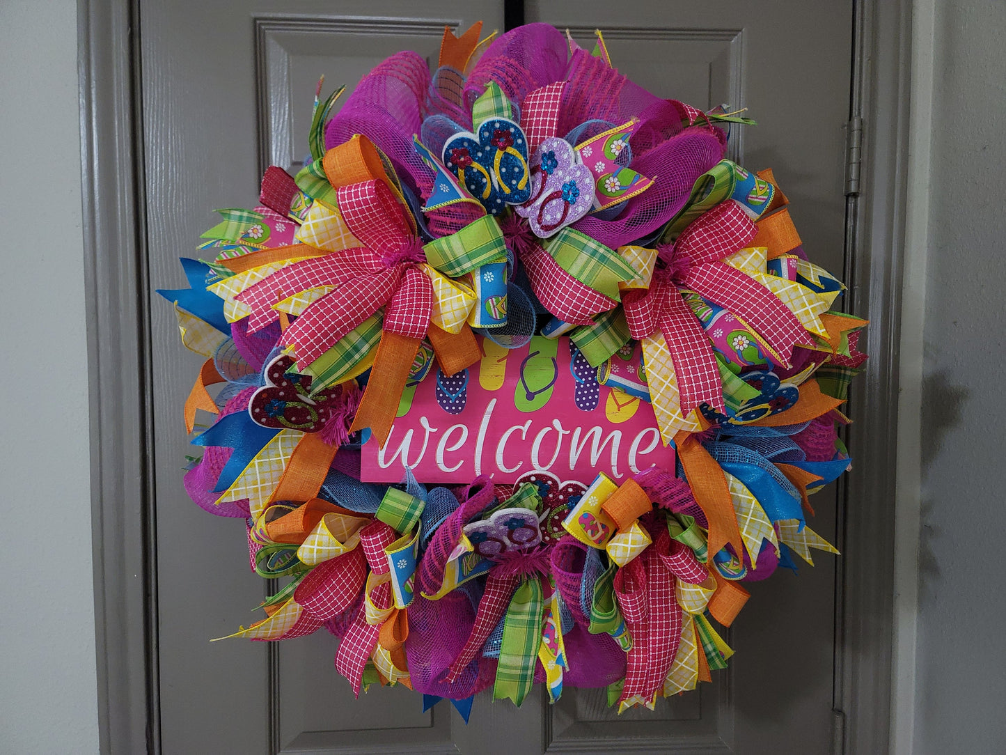 Bright Summer wreath,  seasonal wreath,  flip flop wreath