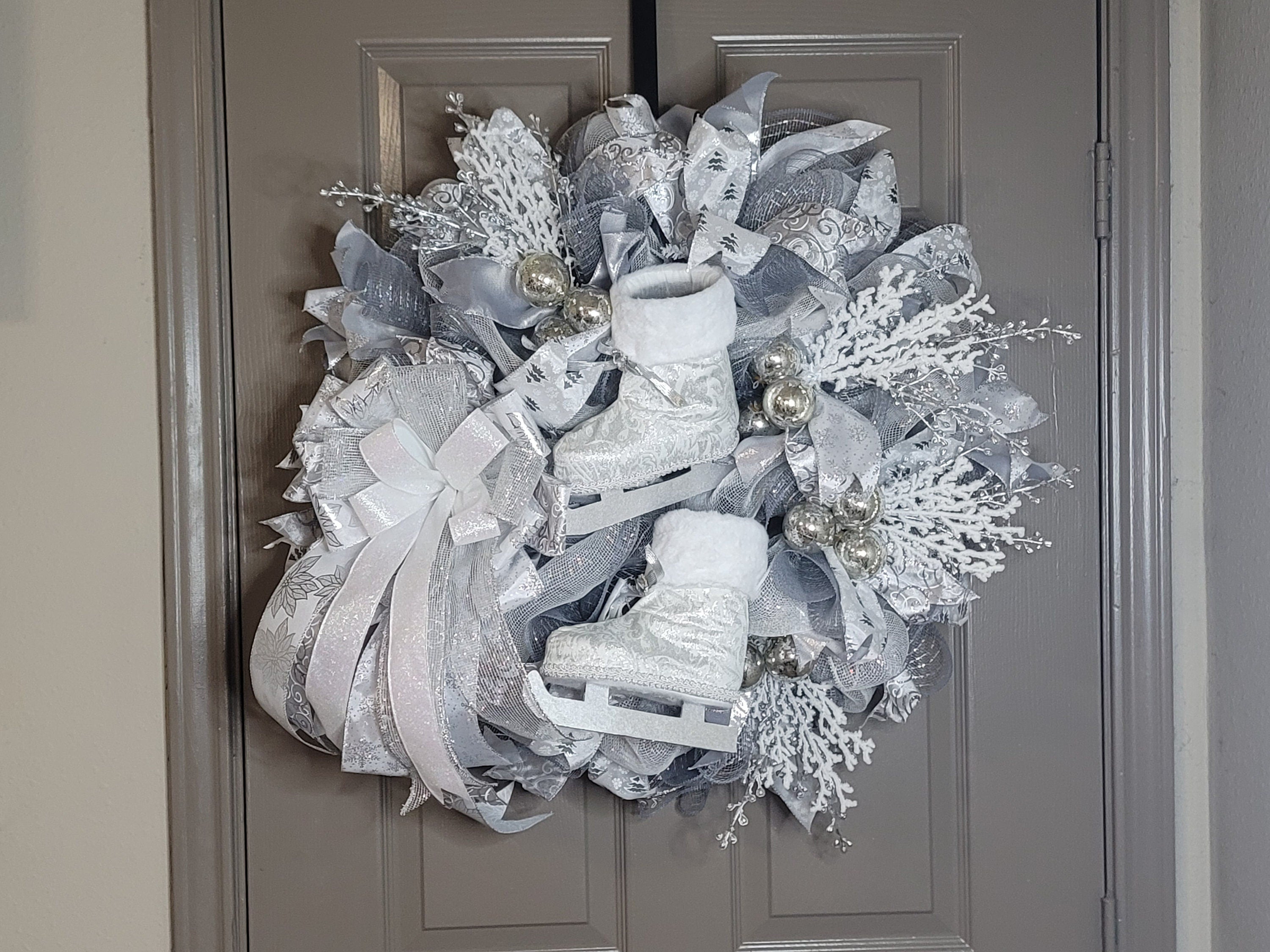 NEW! Ice Skating Wreath, Winter high quality Wreath, Front Door Wreath, Valentines Wreath