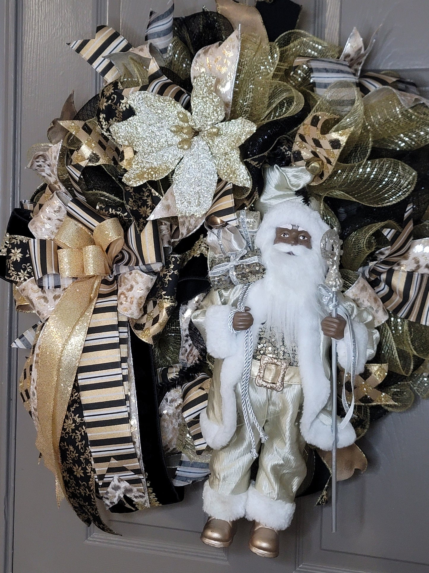 African American Santa wreath,  Black and gold Santa wreath,  Christmas wreath